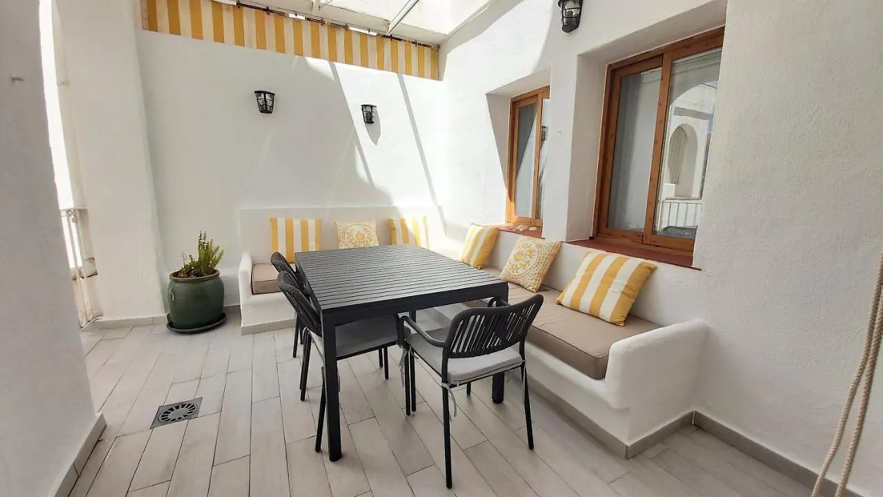 Del Parque Flats Le Village Marbella Golf 0*,  Spain