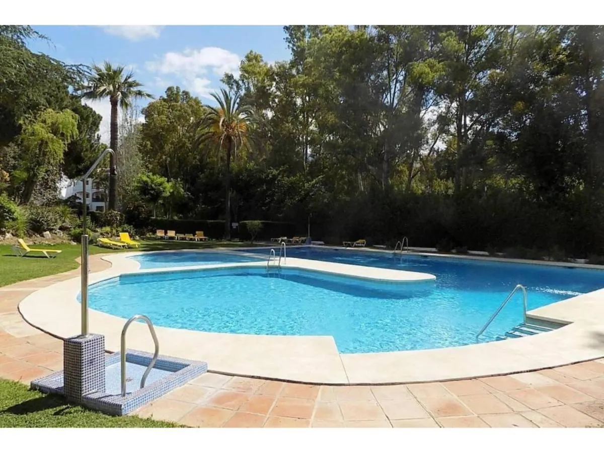 Del Parque Flats Le Village Marbella Golf Apartment
