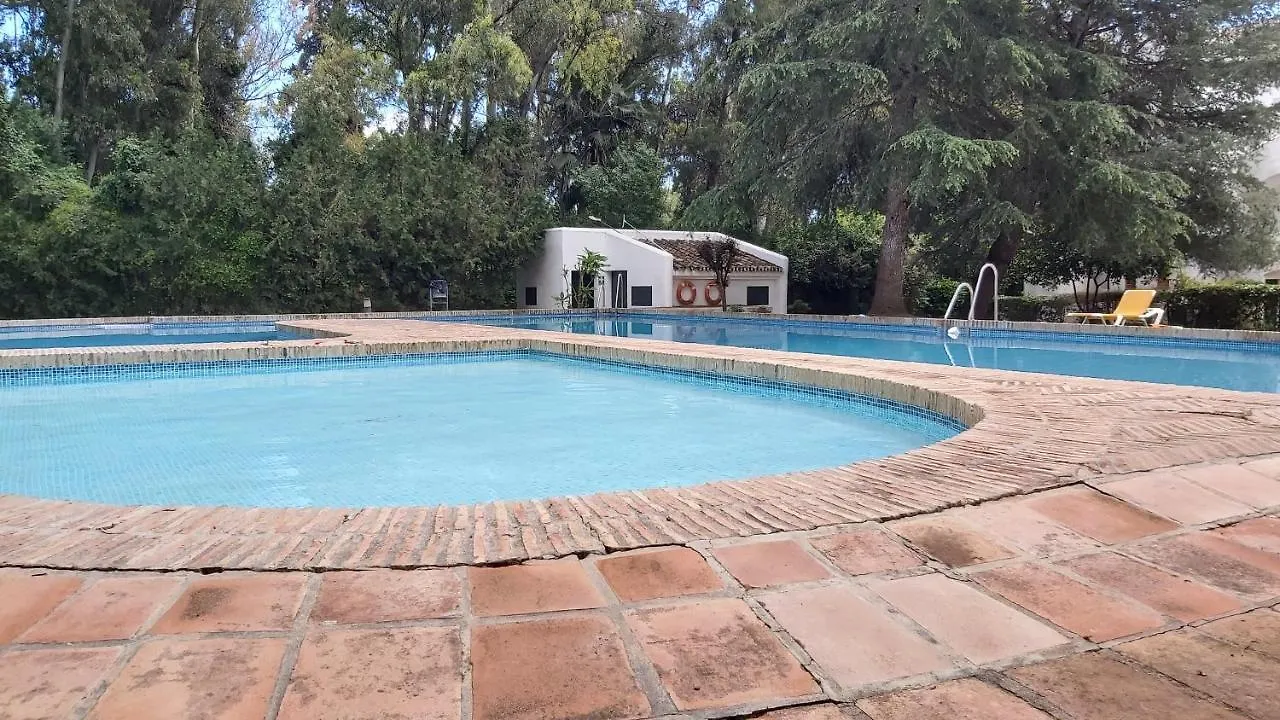 Del Parque Flats Le Village Marbella Golf